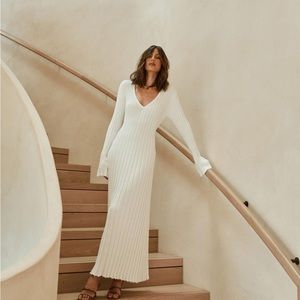 Dissh white ribbed knit dress size medium